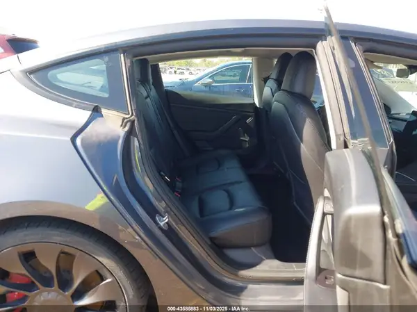 5YJ3E1EC7NF269905 2022 TESLA MODEL 3 - Image 8