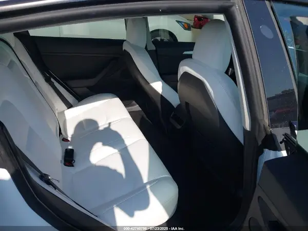 5YJ3E1EC7NF279124 2022 TESLA MODEL 3 - Image 8