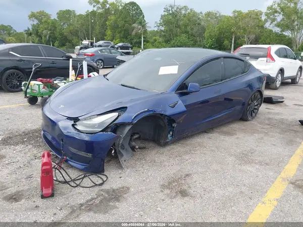 5YJ3E1EC7NF329701 2022 TESLA MODEL 3 - Image 2
