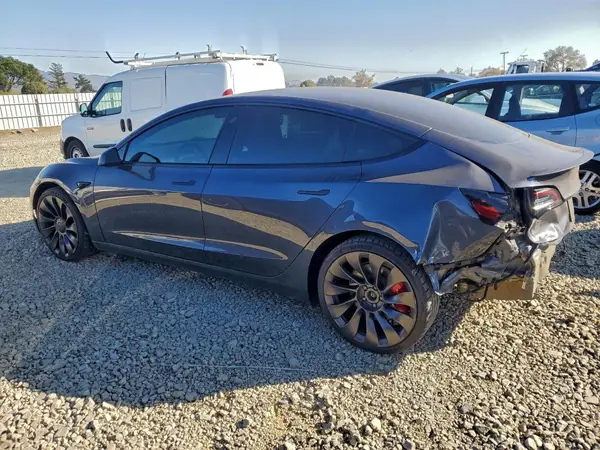 5YJ3E1EC7NF363833 2022 TESLA MODEL 3 - Image 2