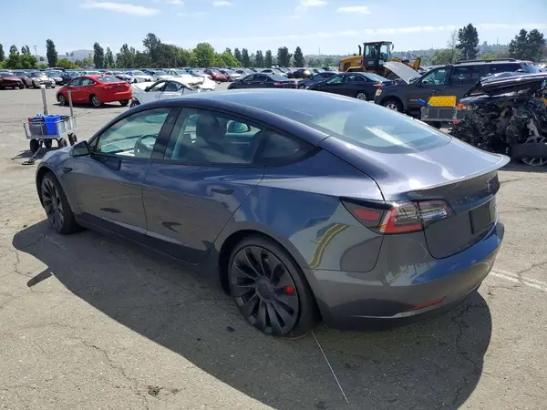 5YJ3E1EC7PF383860 2023 TESLA MODEL 3 - Image 2