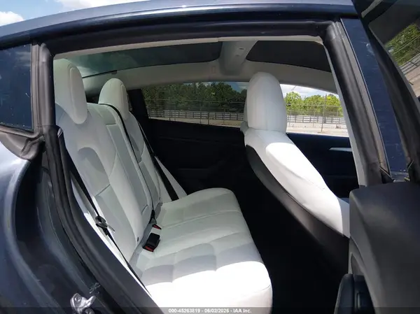 5YJ3E1EC7PF399251 2023 TESLA MODEL 3 - Image 8