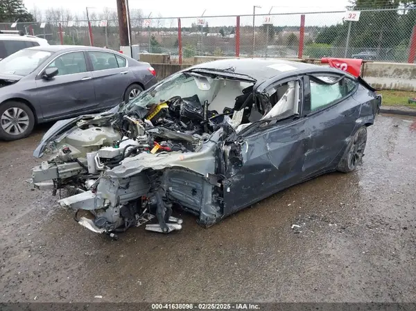 5YJ3E1EC7PF465815 2023 TESLA MODEL 3 - Image 2
