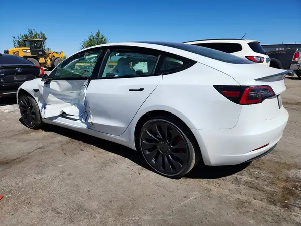 5YJ3E1EC7PF494103 2023 TESLA MODEL 3 - Image 2