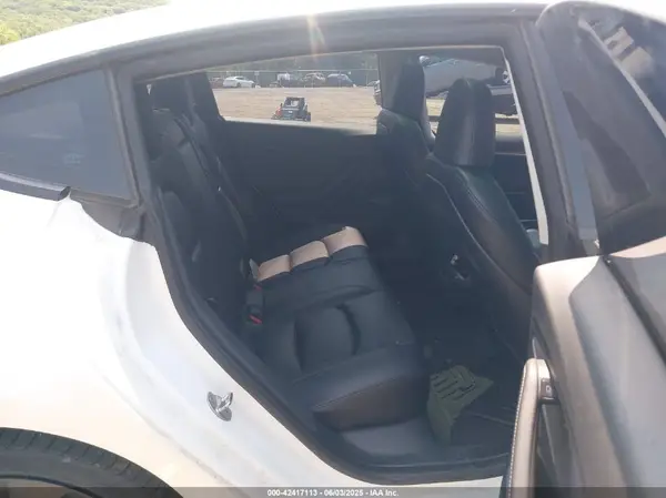 5YJ3E1EC7PF500160 2023 TESLA MODEL 3 - Image 8