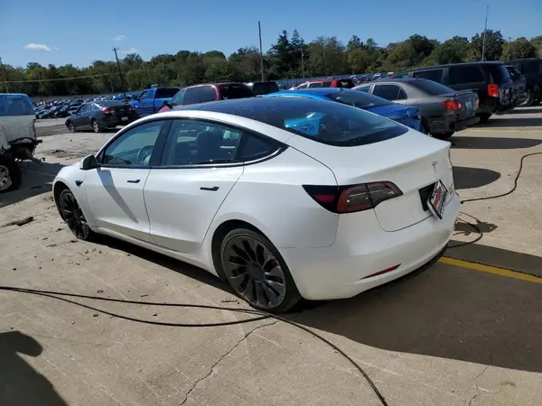 5YJ3E1EC7PF512597 2023 TESLA MODEL 3 - Image 2