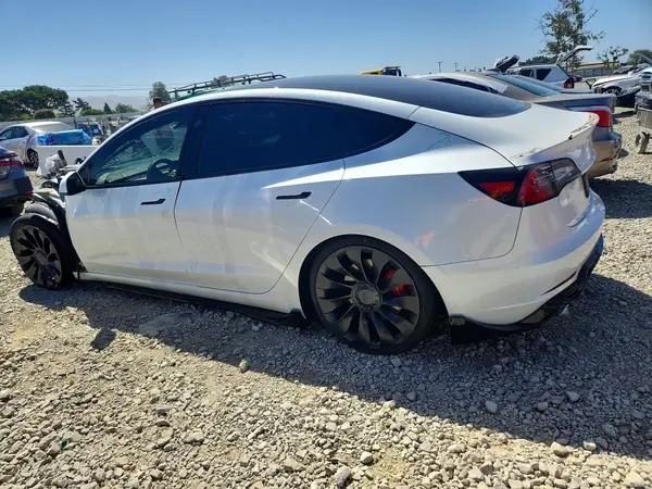 5YJ3E1EC7PF577787 2023 TESLA MODEL 3 - Image 2