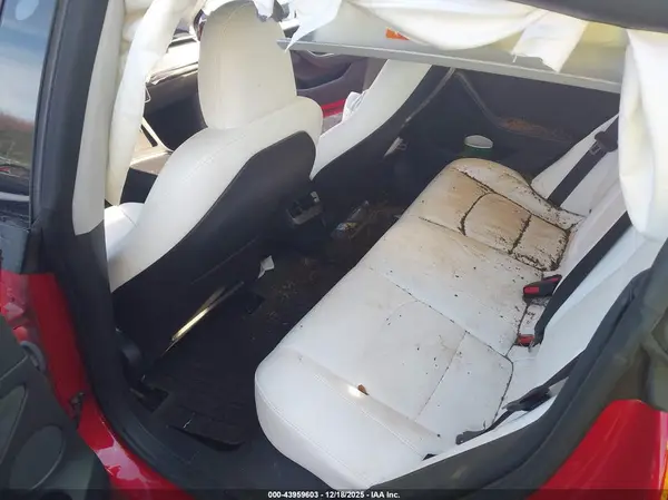 5YJ3E1EC7PF587560 2023 TESLA MODEL 3 - Image 8