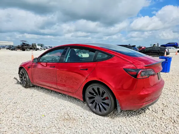 5YJ3E1EC7PF595030 2023 TESLA MODEL 3 - Image 2