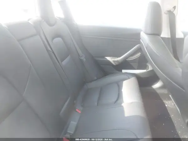 5YJ3E1EC7PF690980 2023 TESLA MODEL 3 - Image 8