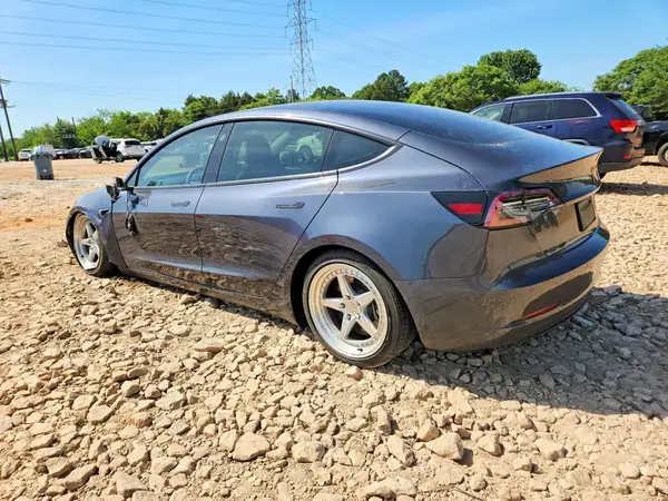 5YJ3E1EC8LF586203 2020 TESLA MODEL 3 - Image 2