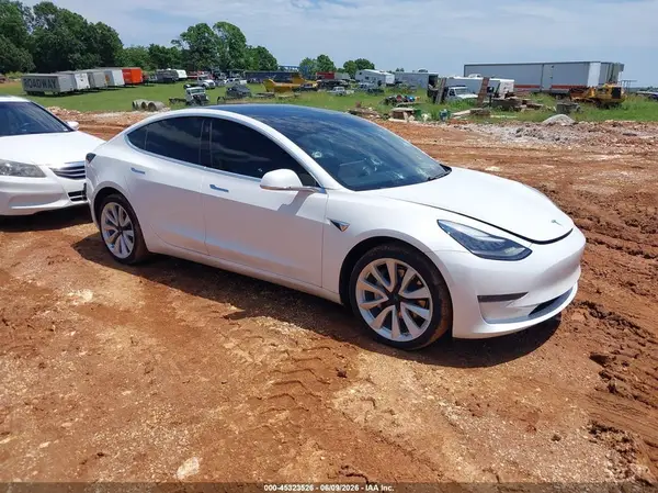 5YJ3E1EC8LF586962 2020 TESLA MODEL 3 - Image 1