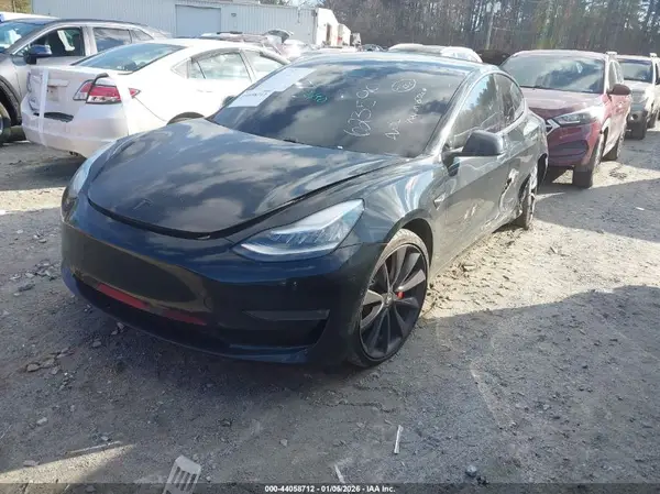 5YJ3E1EC8LF623590 2020 TESLA MODEL 3 - Image 2