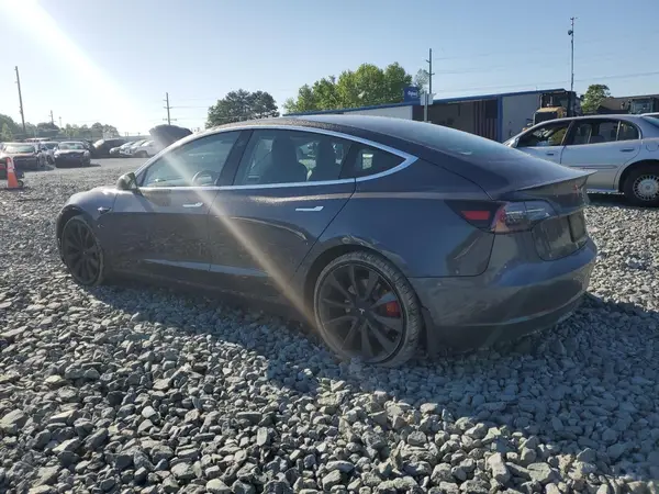 5YJ3E1EC8LF623685 2020 TESLA MODEL 3 - Image 2