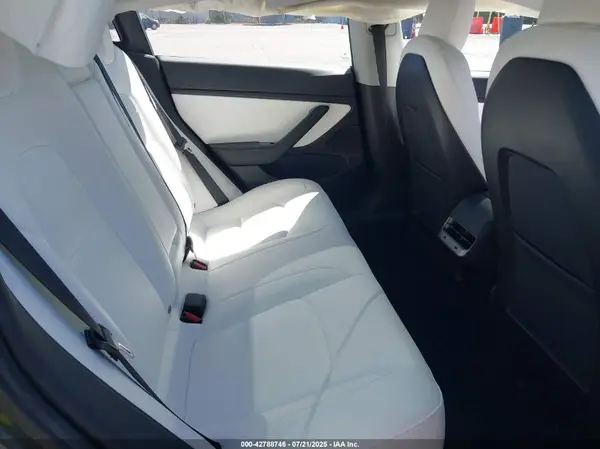 5YJ3E1EC8LF641734 2020 TESLA MODEL 3 - Image 8
