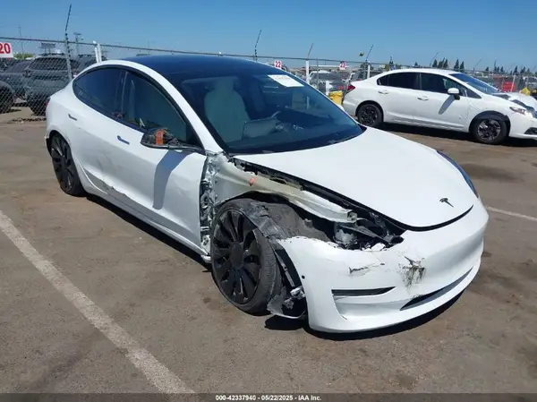 5YJ3E1EC8LF641961 2020 TESLA MODEL 3 - Image 1