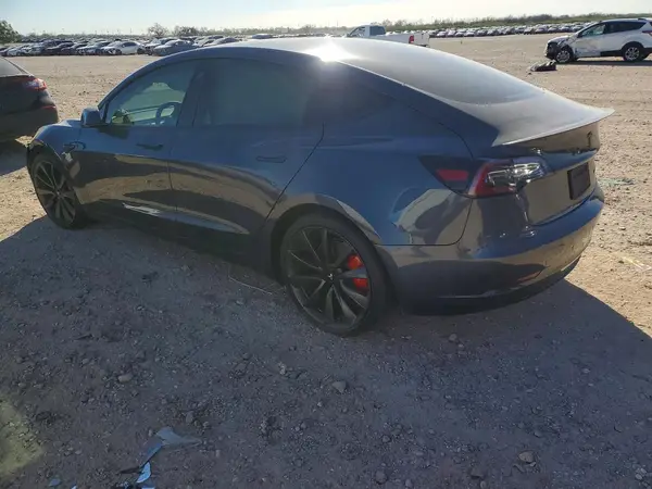 5YJ3E1EC8LF714679 2020 TESLA MODEL 3 - Image 2
