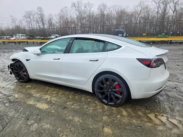 5YJ3E1EC8LF719266 2020 TESLA MODEL 3 - Image 2
