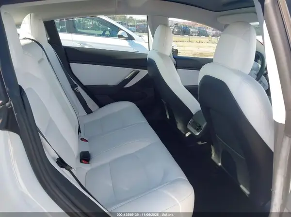 5YJ3E1EC8LF784229 2020 TESLA MODEL 3 - Image 8
