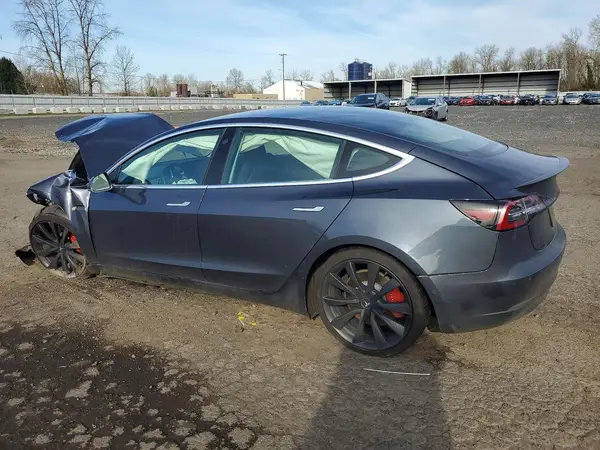 5YJ3E1EC8LF802065 2020 TESLA MODEL 3 - Image 2