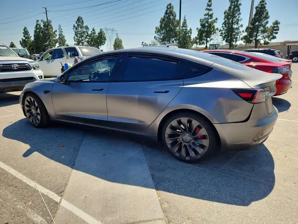 5YJ3E1EC8MF025047 2021 TESLA MODEL 3 - Image 2
