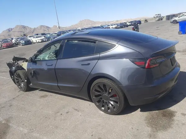 5YJ3E1EC8MF033973 2021 TESLA MODEL 3 - Image 2