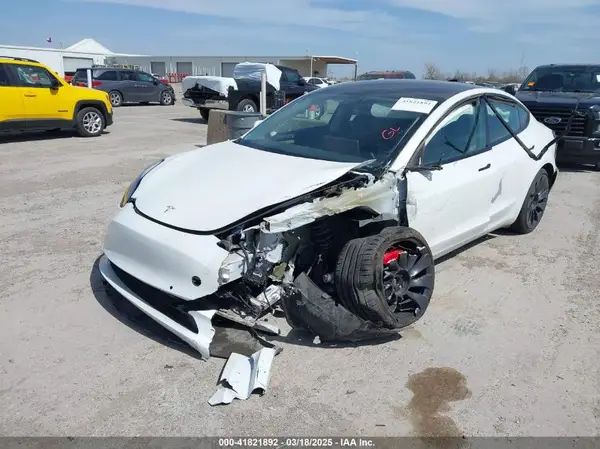 5YJ3E1EC8MF044388 2021 TESLA MODEL 3 - Image 2