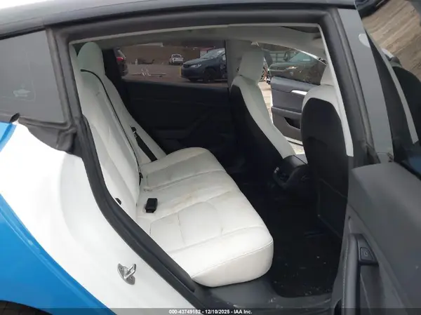 5YJ3E1EC8MF044830 2021 TESLA MODEL 3 - Image 8