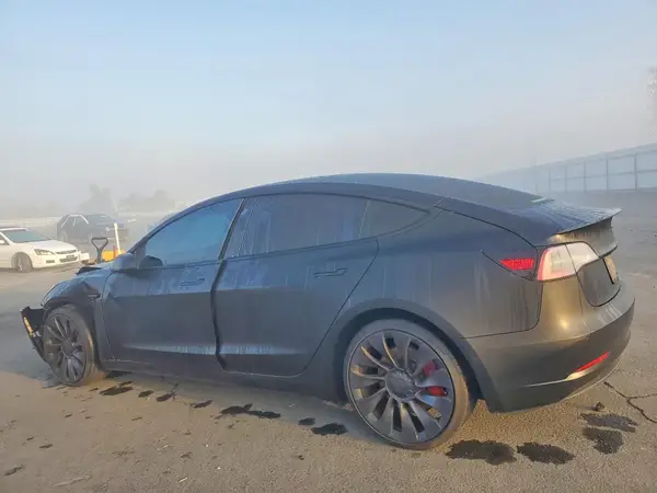 5YJ3E1EC8MF050059 2021 TESLA MODEL 3 - Image 2