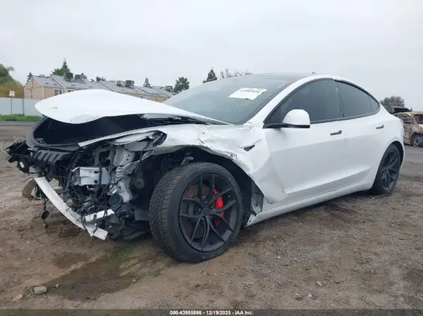 5YJ3E1EC8MF055455 2021 TESLA MODEL 3 - Image 2