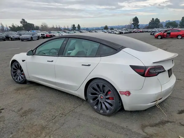 5YJ3E1EC8MF074362 2021 TESLA MODEL 3 - Image 2