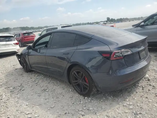 5YJ3E1EC8MF856256 2021 TESLA MODEL 3 - Image 2