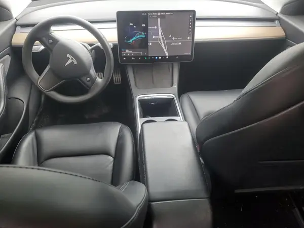 5YJ3E1EC8MF856256 2021 TESLA MODEL 3 - Image 8