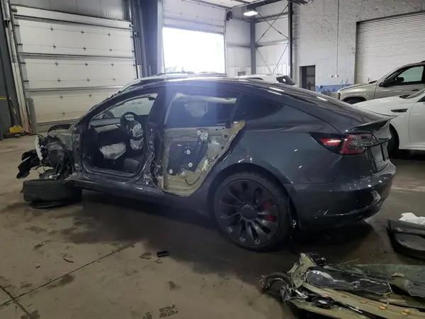 5YJ3E1EC8MF860680 2021 TESLA MODEL 3 - Image 2