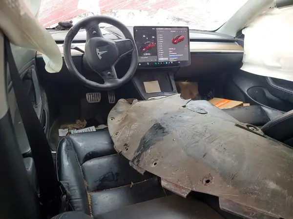 5YJ3E1EC8MF875051 2021 TESLA MODEL 3 - Image 8