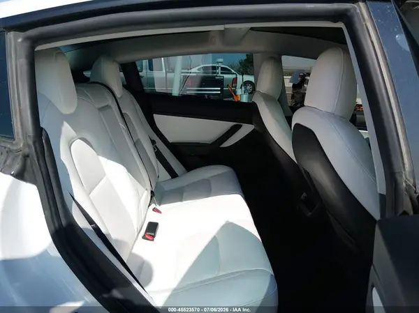 5YJ3E1EC8MF914480 2021 TESLA MODEL 3 - Image 8