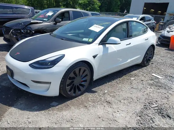 5YJ3E1EC8MF973335 2021 TESLA MODEL 3 - Image 2