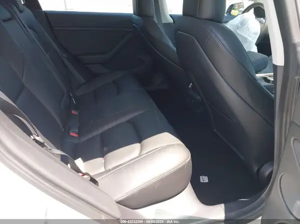 5YJ3E1EC8MF984920 2021 TESLA MODEL 3 - Image 8
