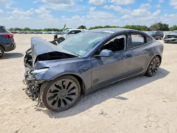 5YJ3E1EC8NF119947 2022 TESLA MODEL 3 - Image 1