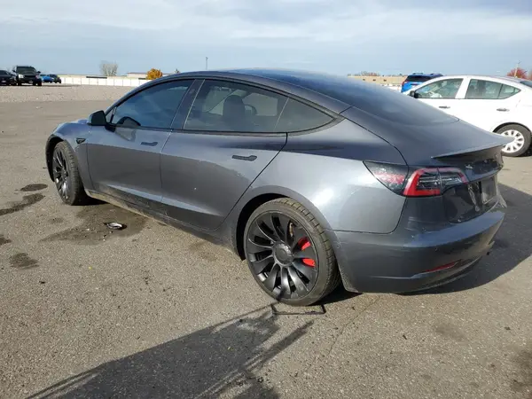 5YJ3E1EC8NF131869 2022 TESLA MODEL 3 - Image 2