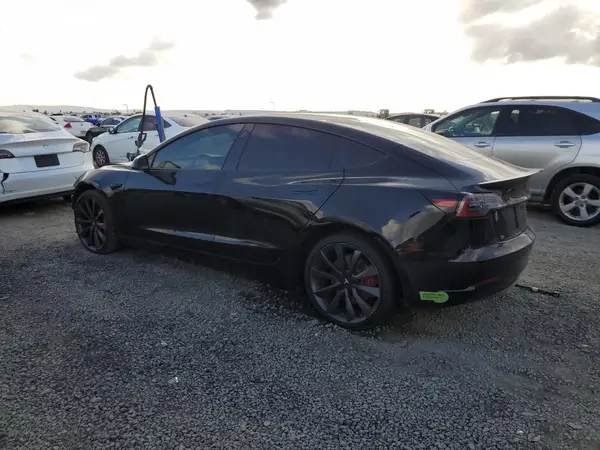5YJ3E1EC8NF200494 2022 TESLA MODEL 3 - Image 2
