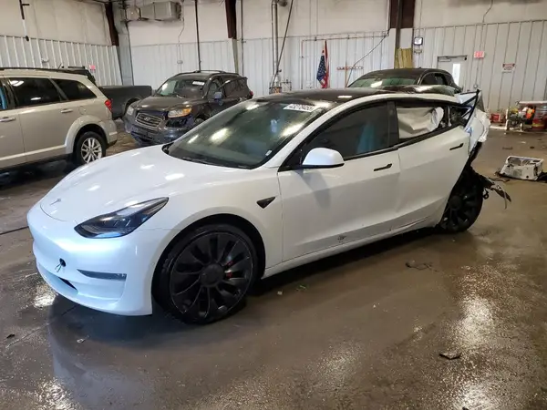 5YJ3E1EC8NF200530 2022 TESLA MODEL 3 - Image 1