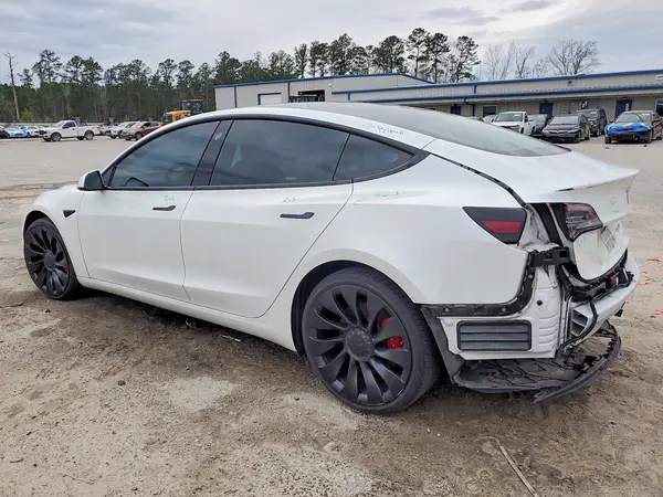 5YJ3E1EC8NF269671 2022 TESLA MODEL 3 - Image 2