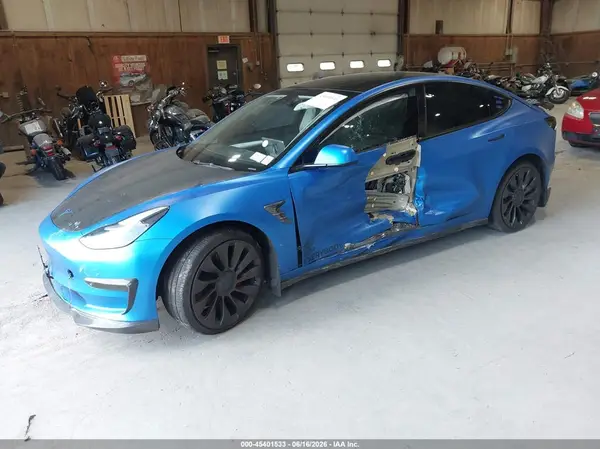 5YJ3E1EC8NF270206 2022 TESLA MODEL 3 - Image 2
