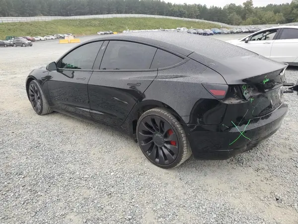 5YJ3E1EC8NF274000 2022 TESLA MODEL 3 - Image 2