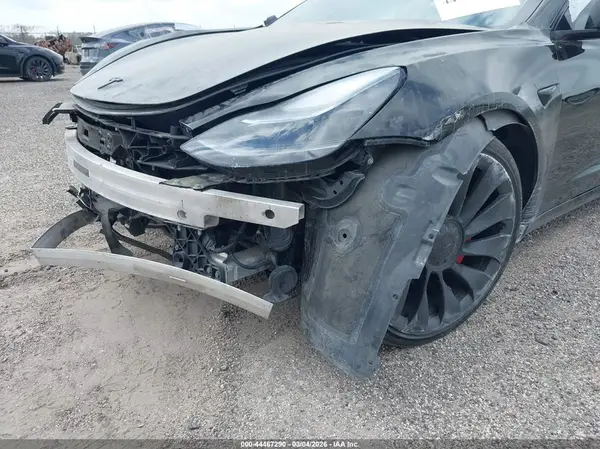 5YJ3E1EC8NF275566 2022 TESLA MODEL 3 - Image 2