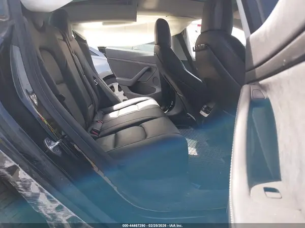5YJ3E1EC8NF275566 2022 TESLA MODEL 3 - Image 8