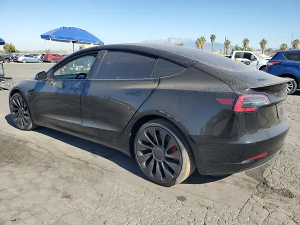 5YJ3E1EC8NF279360 2022 TESLA MODEL 3 - Image 2
