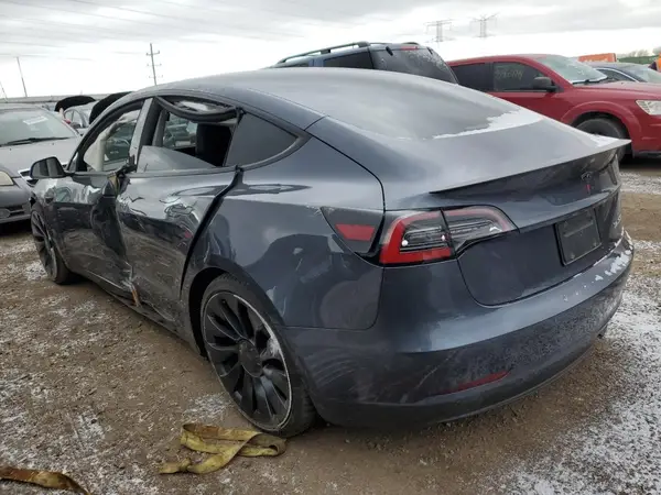5YJ3E1EC8NF337354 2022 TESLA MODEL 3 - Image 2