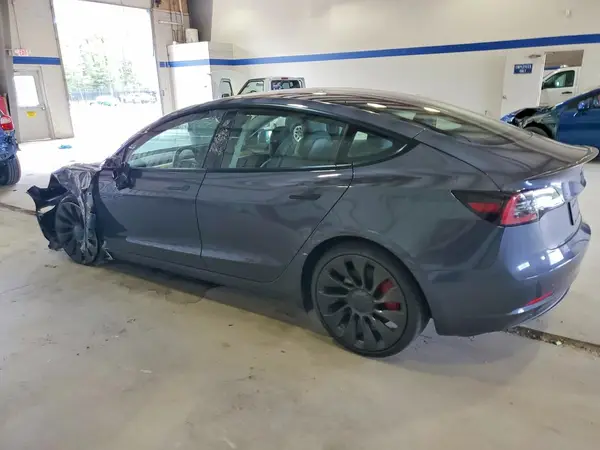 5YJ3E1EC8NF344157 2022 TESLA MODEL 3 - Image 2